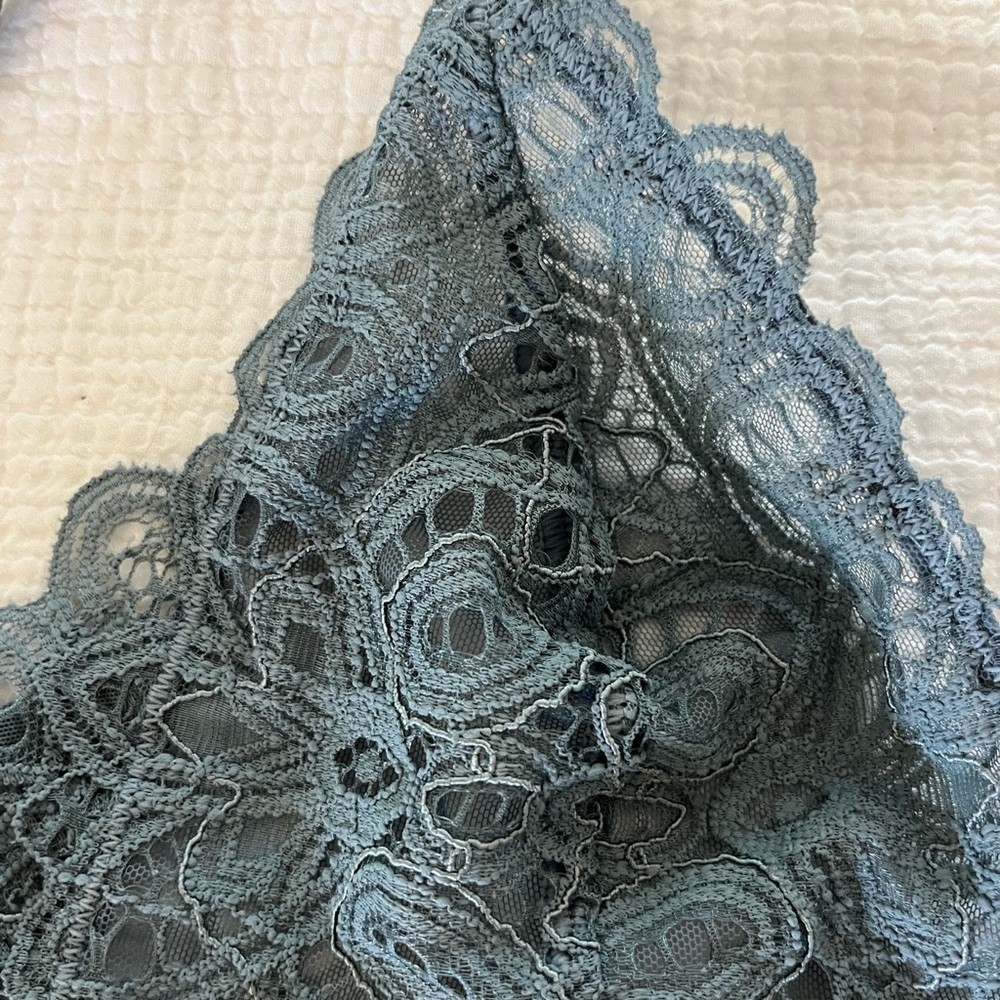 New ThirdLove Lace Bralette in Blue - Picture 4 of 4